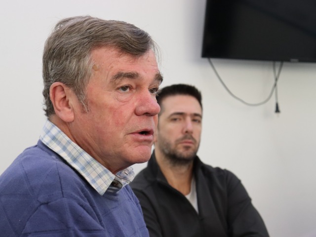 Aramburu defendi� el cobro de la �cuota capital�